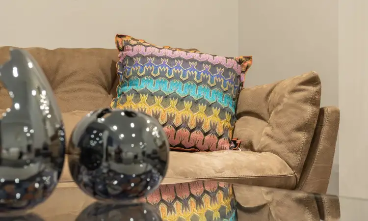 Bantal Dekoratif, Sumber: pexels.com